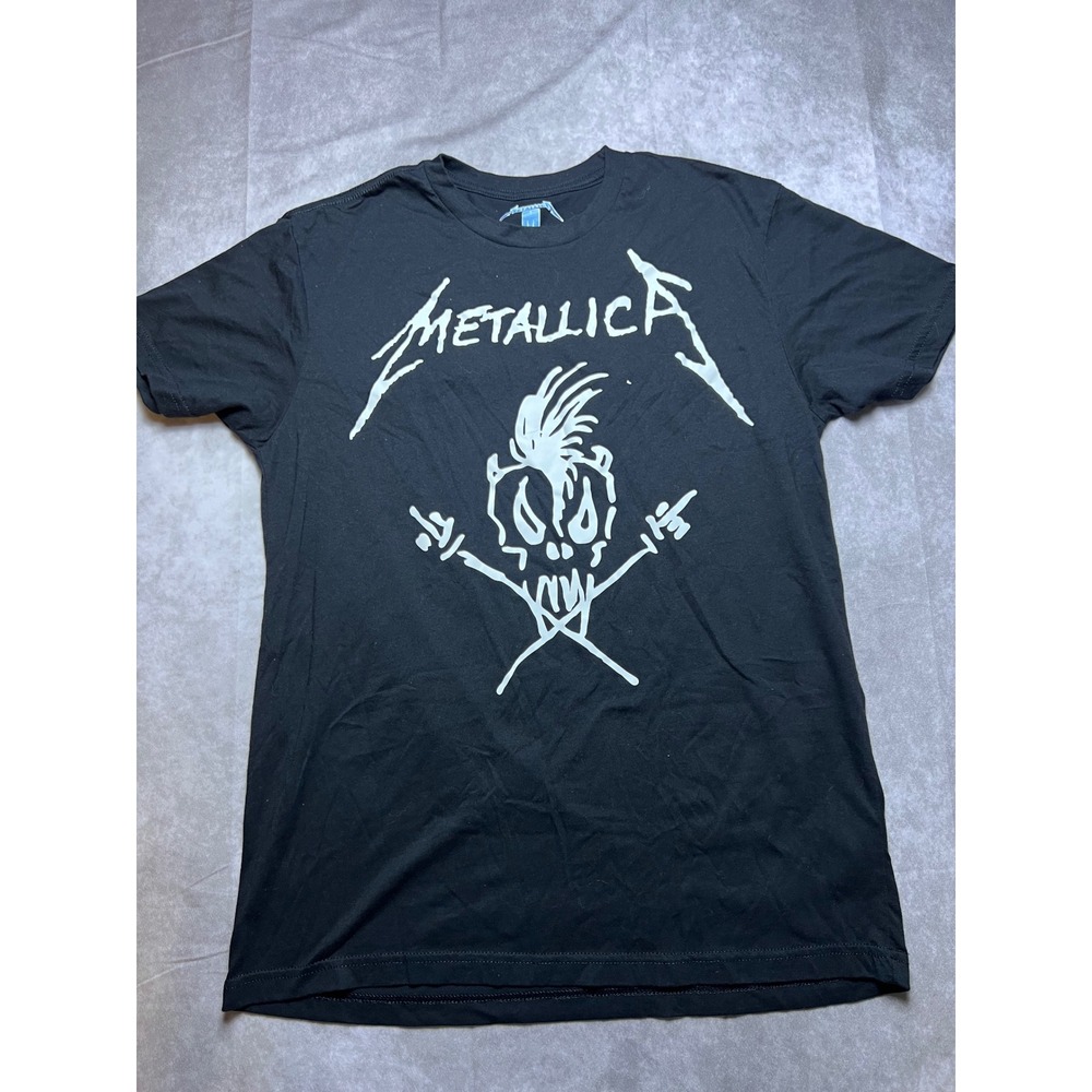 Metallica Graphic Tee Mens Medium Black Mohawk Skull Band Shirt Short Sleeve